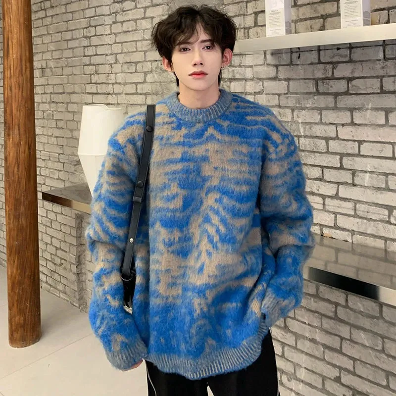 Blue Contrast Color Round Collar Sweater