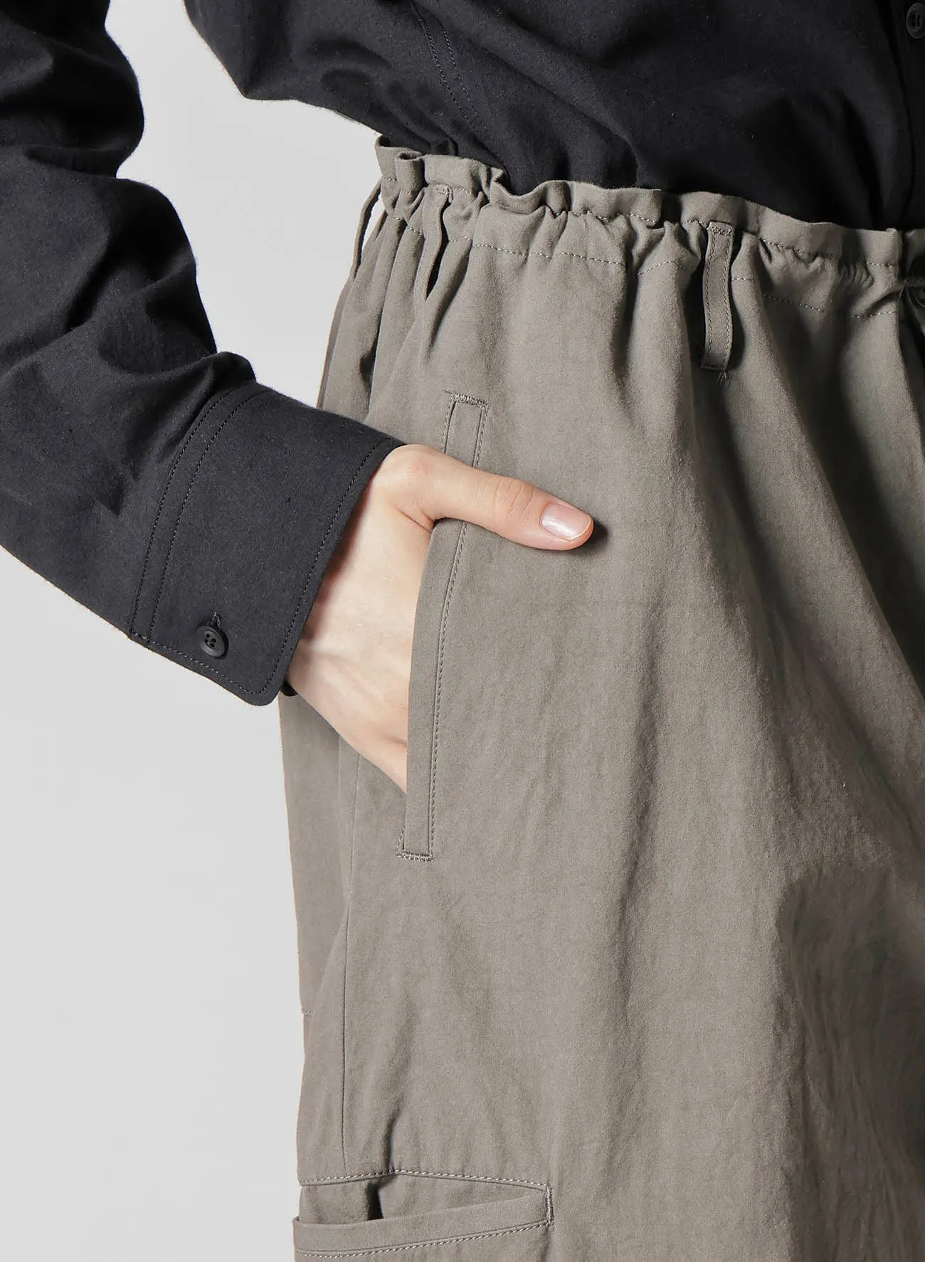 COTTON POPLIN PANTS WITH RIGHT AND LEFT LEG POCKETS
