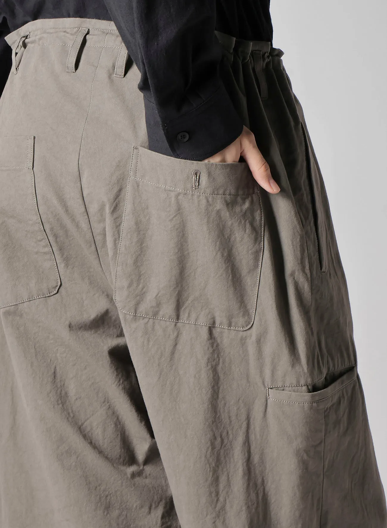 COTTON POPLIN PANTS WITH RIGHT AND LEFT LEG POCKETS