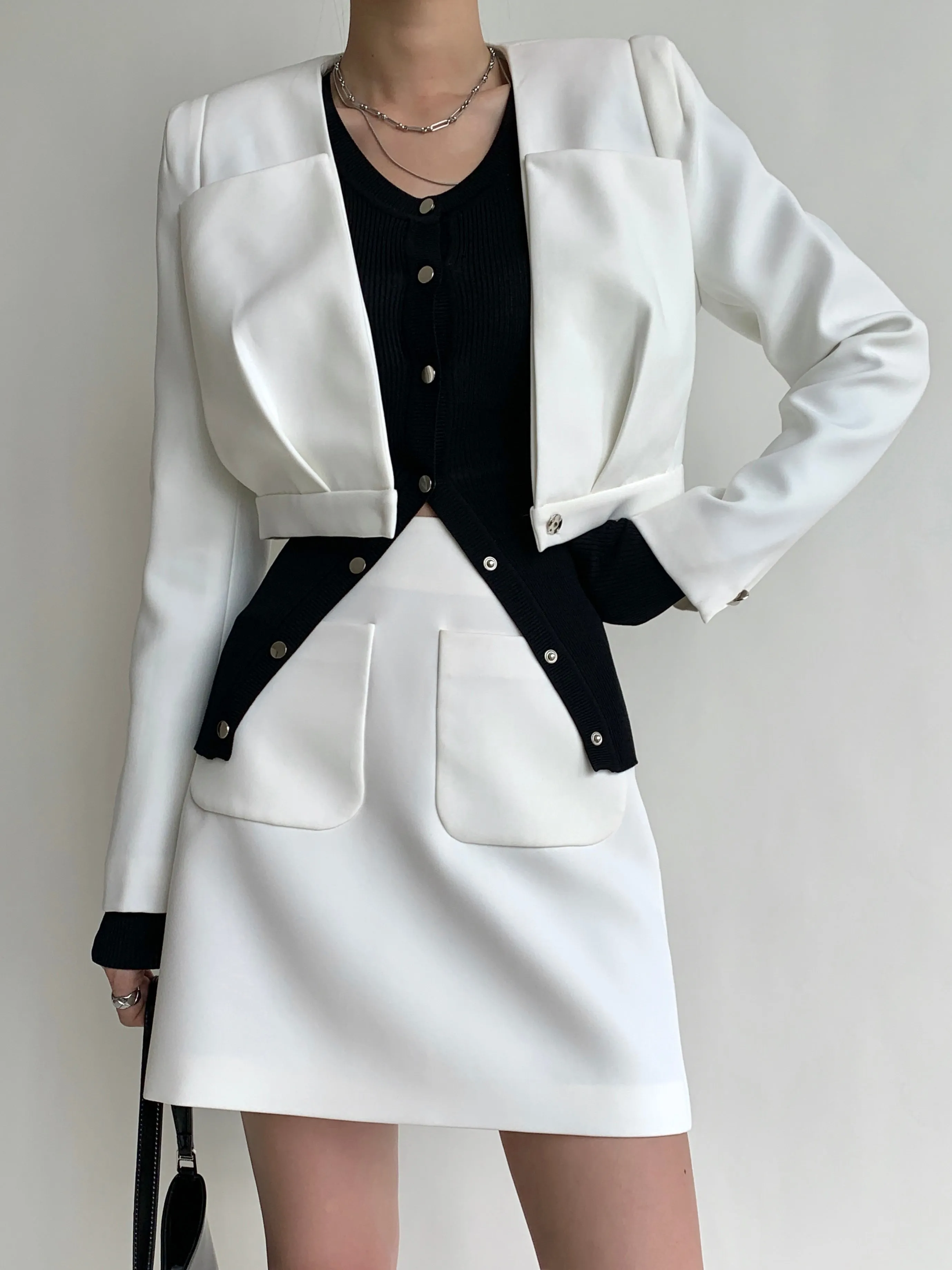 Knitted Classic Cardigan - Black