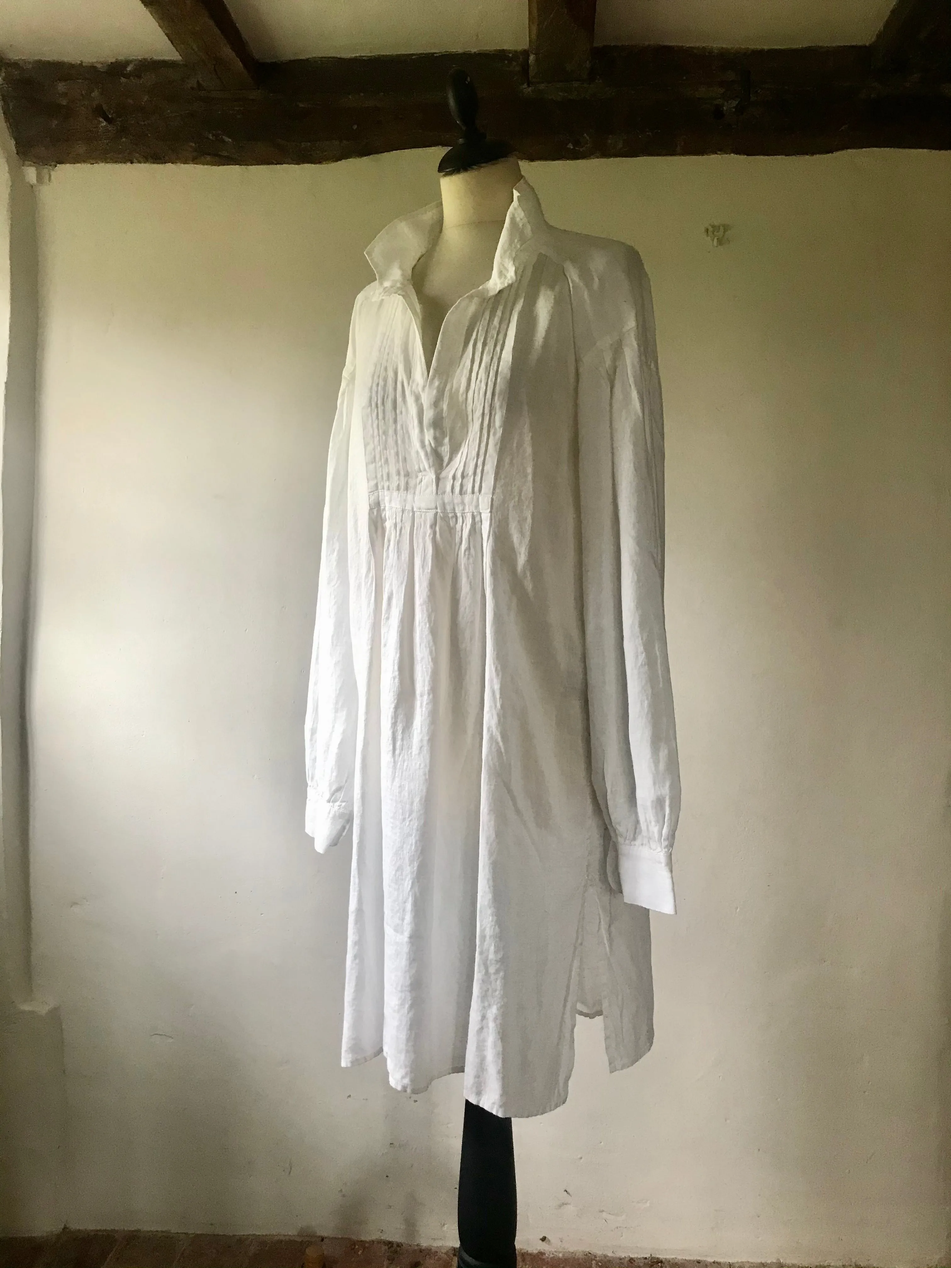 Linen 'Tolstoy' Artists Tunic