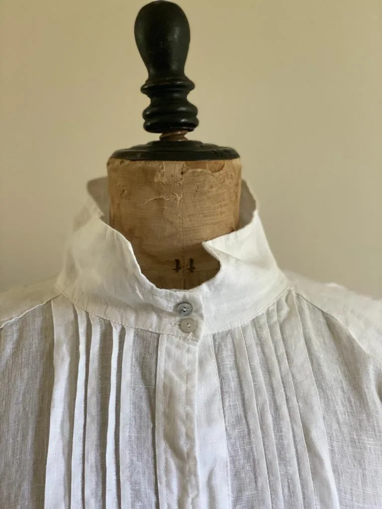 Linen 'Tolstoy' Artists Tunic