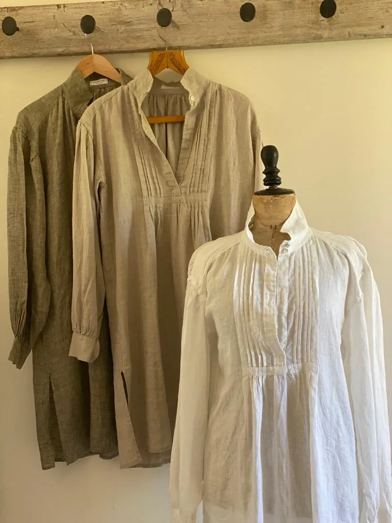Linen 'Tolstoy' Artists Tunic