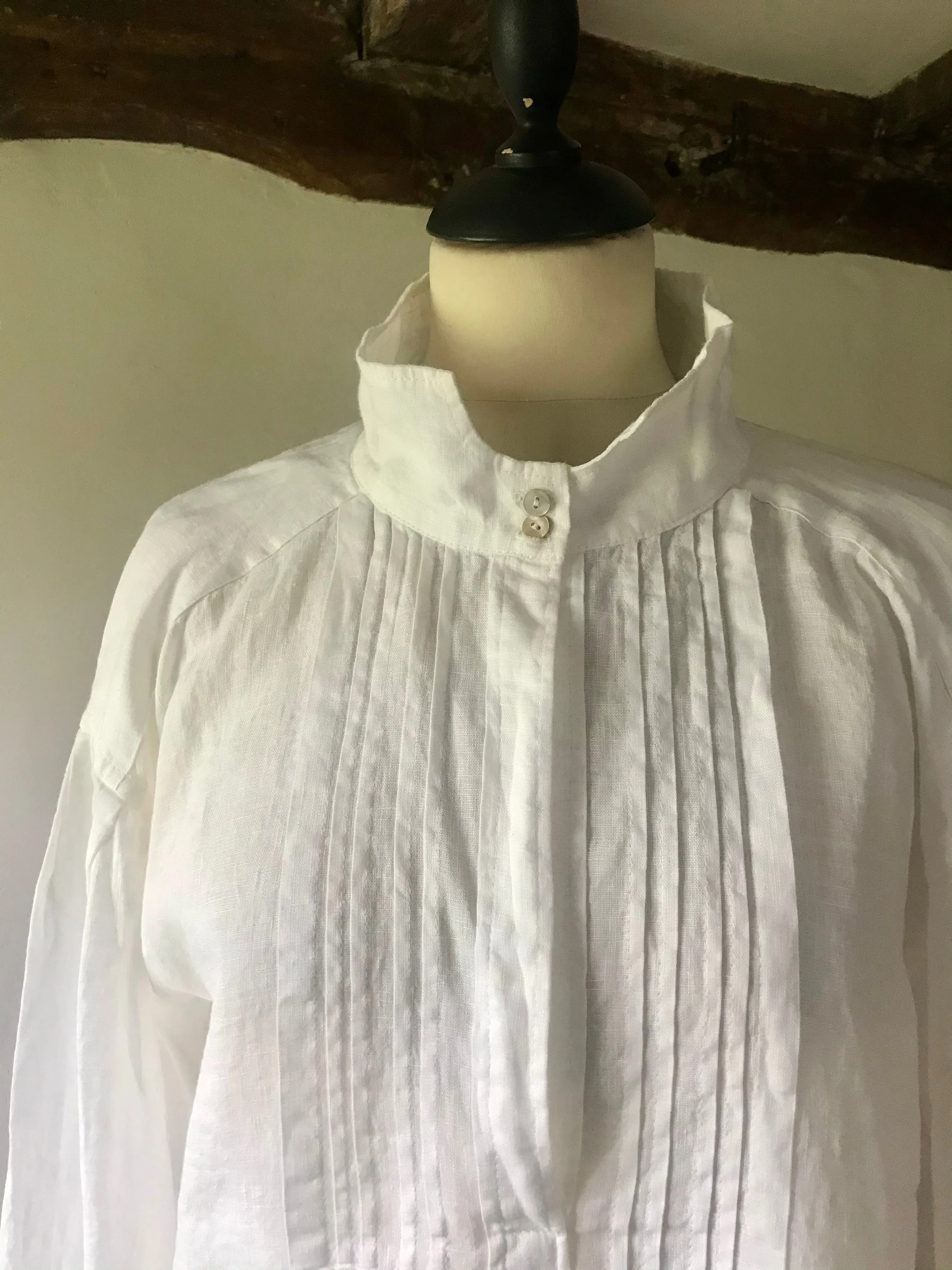 Linen 'Tolstoy' Artists Tunic
