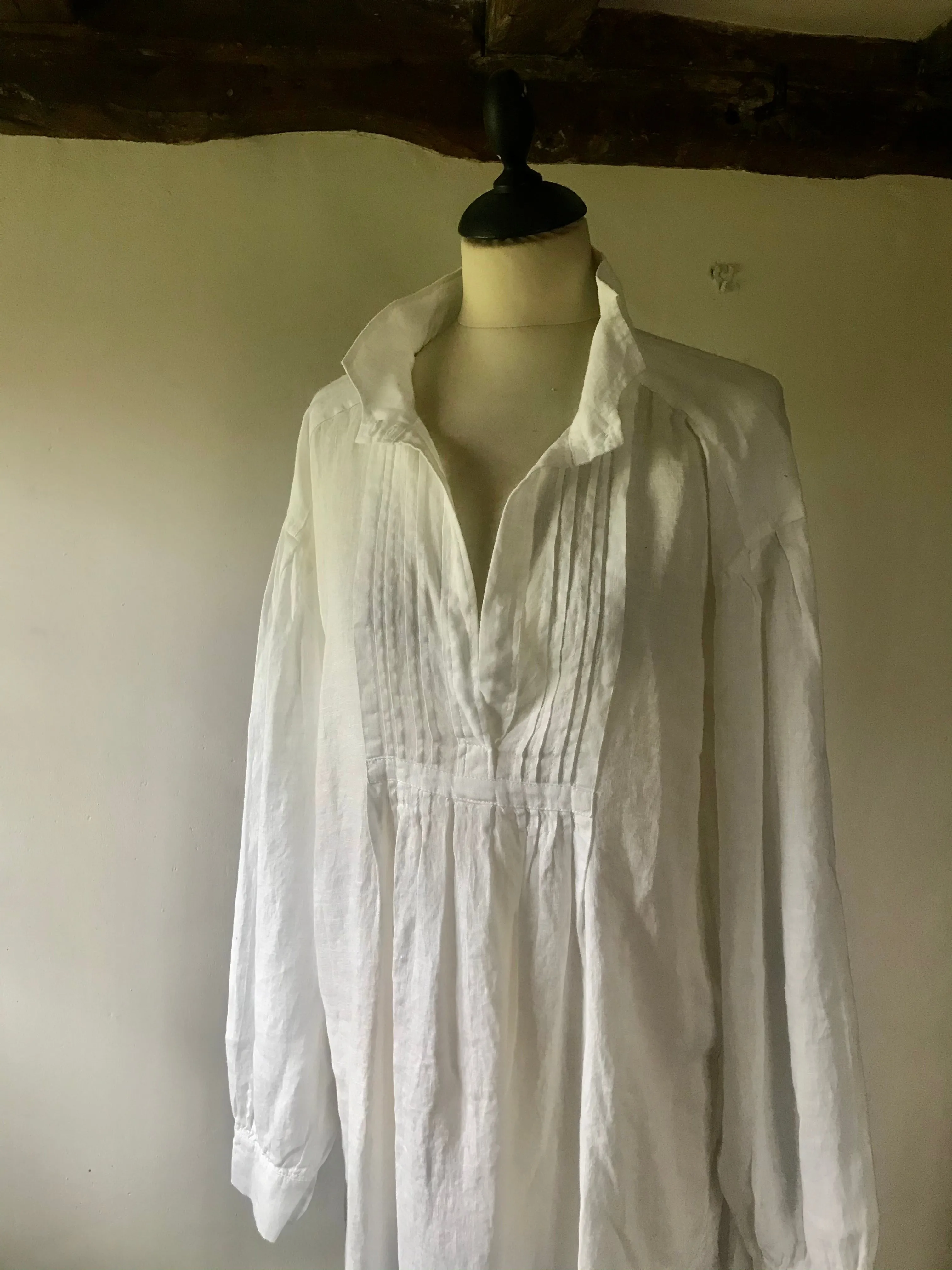 Linen 'Tolstoy' Artists Tunic