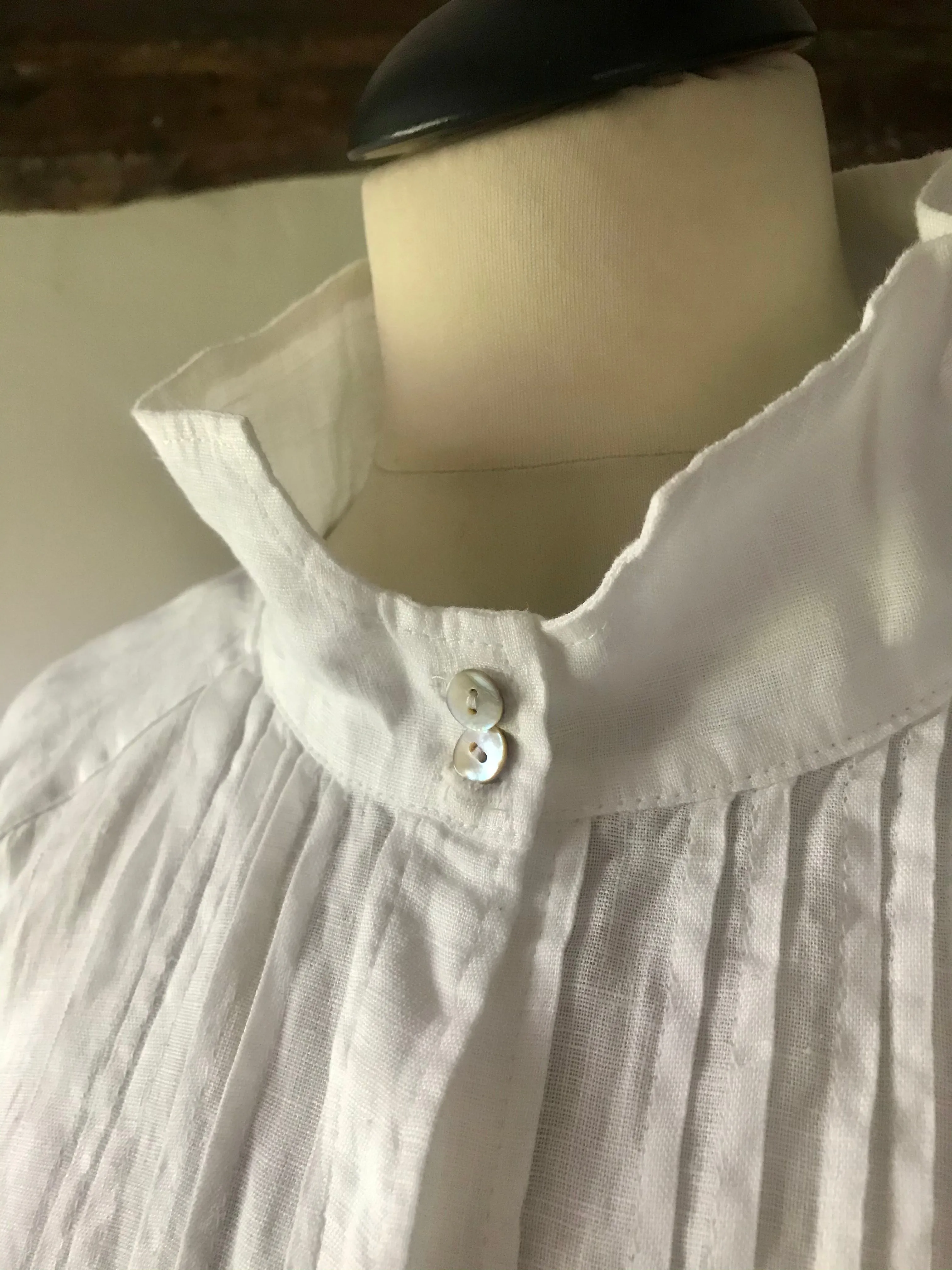 Linen 'Tolstoy' Artists Tunic