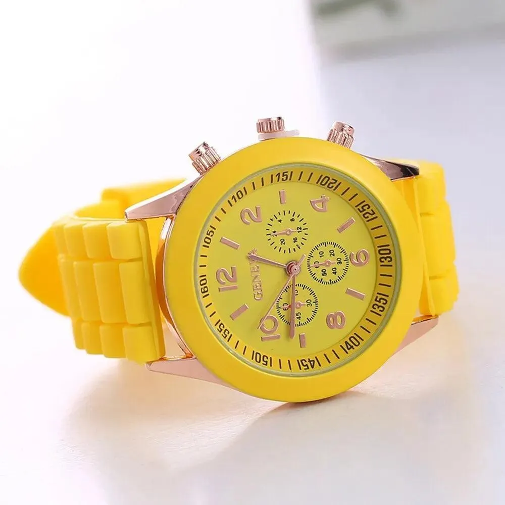 Luxury Women's Silicone Strap Quartz Watch: Elegant Timepiece